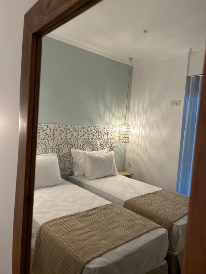 Calliopes By The Sea Boutique Suites Paralia Dionysiou Exteriör bild