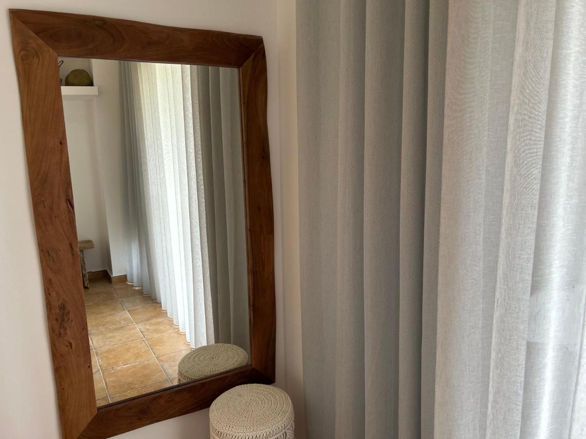 Calliopes By The Sea Boutique Suites Paralia Dionysiou Exteriör bild