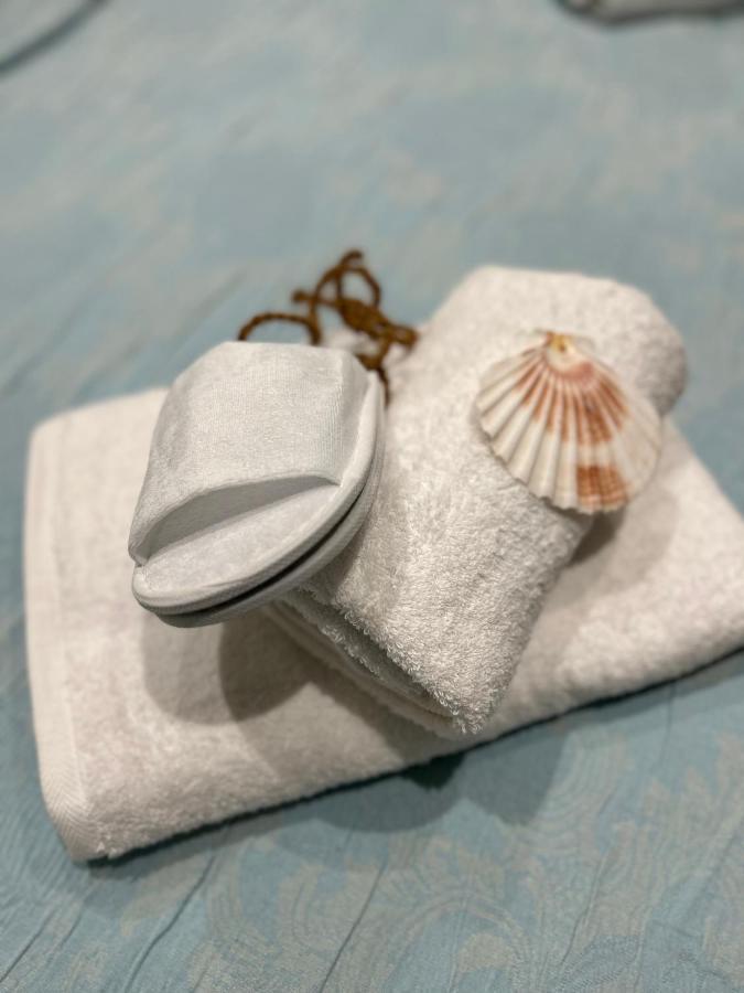 Calliopes By The Sea Boutique Suites Paralia Dionysiou Exteriör bild
