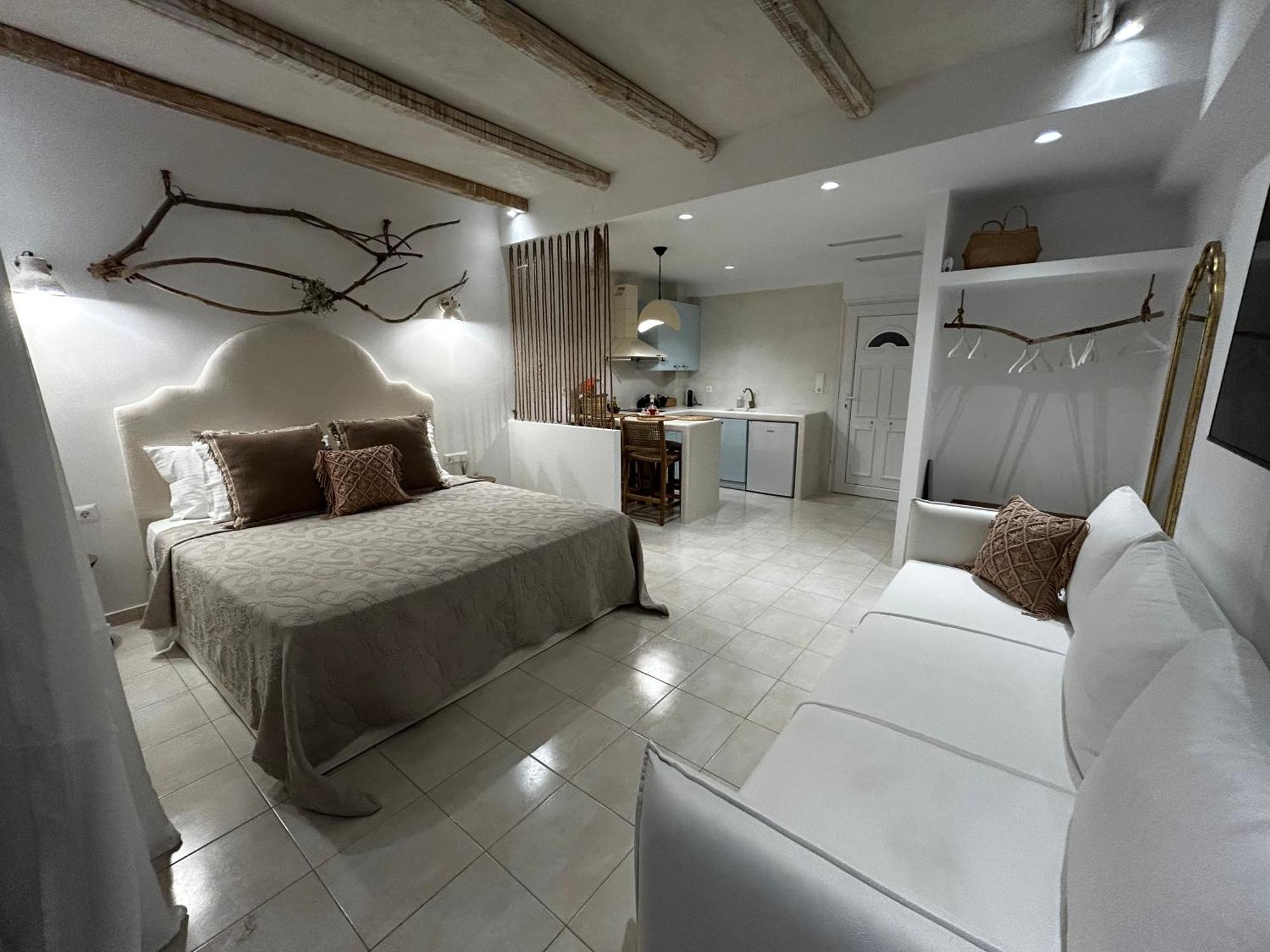 Calliopes By The Sea Boutique Suites Paralia Dionysiou Exteriör bild